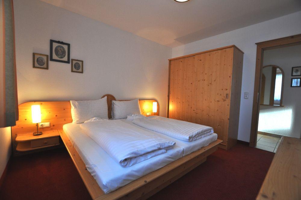 Alpine Resort By Alpin Rentals - Incl Summercard Kaprun Bagian luar foto