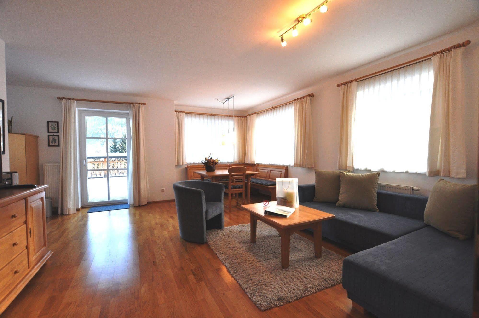 Alpine Resort By Alpin Rentals - Incl Summercard Kaprun Bagian luar foto